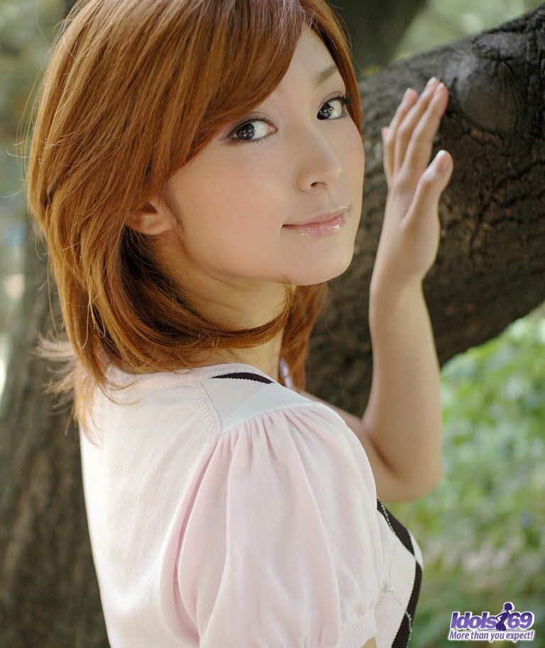 JAV Young Japanese girl with red hair shows her upskirt underwear