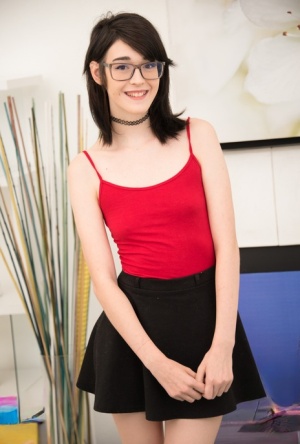Cute nerd Ivy Aura bares her tiny tits before getting cum on glasses from a BJ 39575312