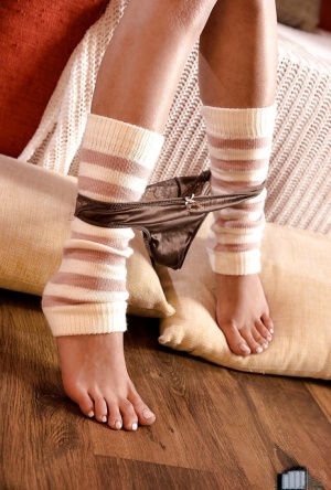Leggy blonde beauty Karina D displaying spread toes in leg warmers 60794522