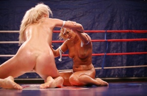 Nude catfight of Linda Ray  Teena turns into hot lesbian sex
