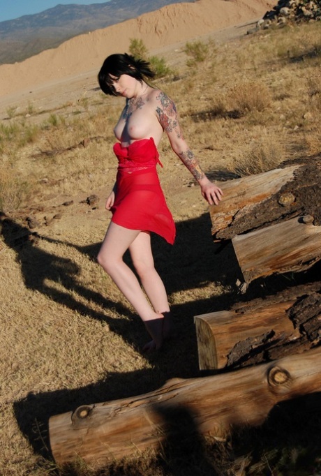 Young amateur B4rbi3 frees her small tits and tattoos from a red dress 94085318