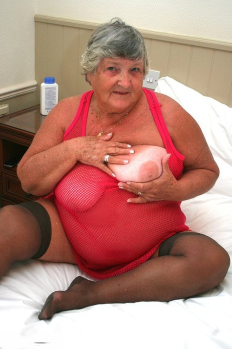 Obese senior citizen Grandma Libby gets naked before masturbating with a toy