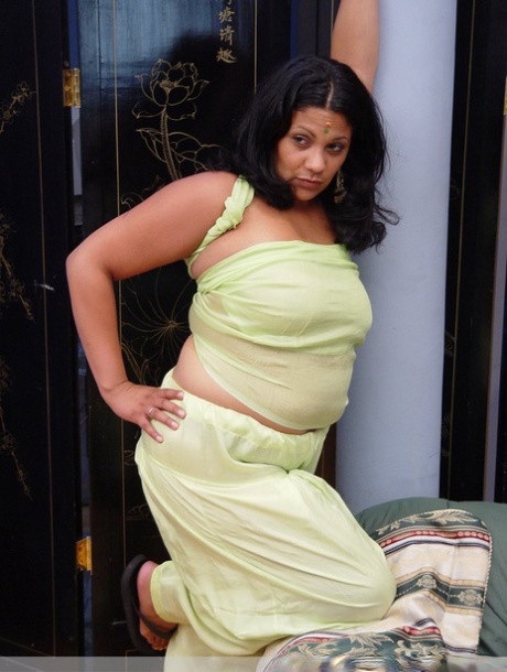 Platinum Indian Big and beautiful Indian 33737797