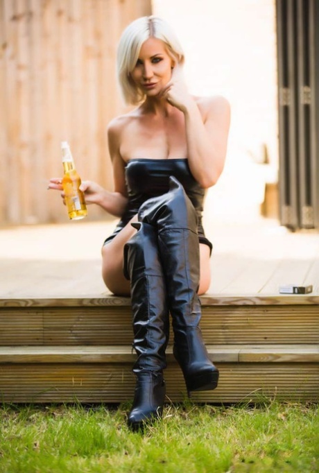 Hot blonde Jennifer Jade smokes and drinks in over the knee leather boots 93405904