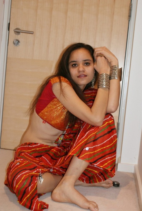 Indian princess Jasime takes her traditional clothes and poses nude 77629573