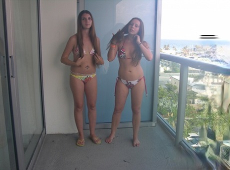 Amateur girls pull down bikini bottoms before grabbing each other's ass 38311800