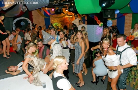 Wooing european MILFs enjoy a wild sex orgy at the night club party 25918725
